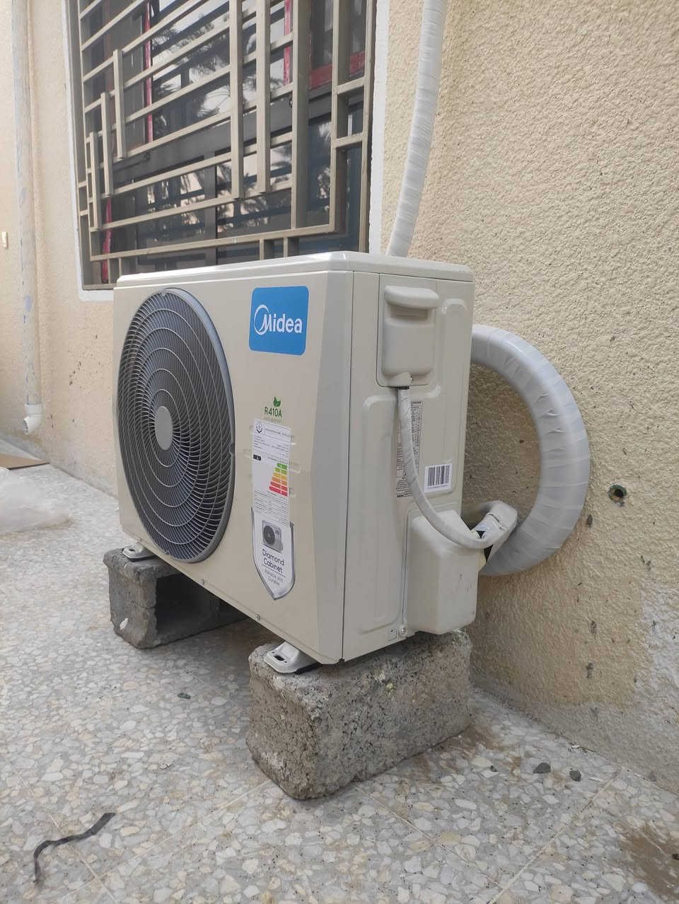 سلام عليكم
تنصيب جميع السبالت داخل الراشديه 
باداره ابو سند ***********
