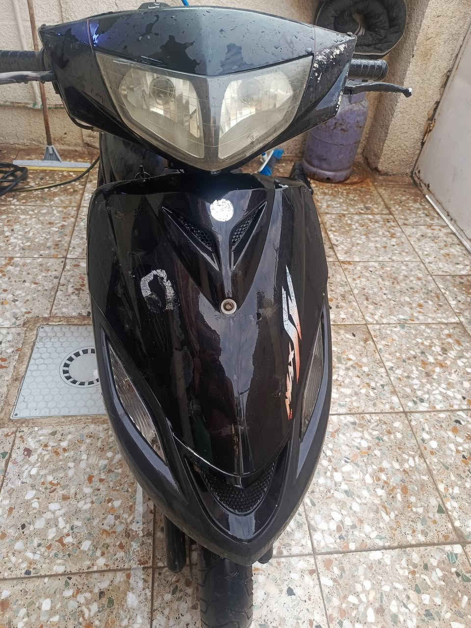 السلام عليكم ماكس للبيع شعله معدل تشغيلتهه هندر واحد خير من الله السعر 300 المكان الشعب رقم الهاتف ***********
