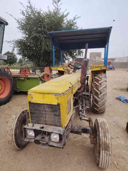 السلام عليكم مكينه عنتر 89 رقم سنويه ماندل مالكه لبيع جاهزه معه فدان وخرماشه ومعدلان لتصال عل رقم ***********
