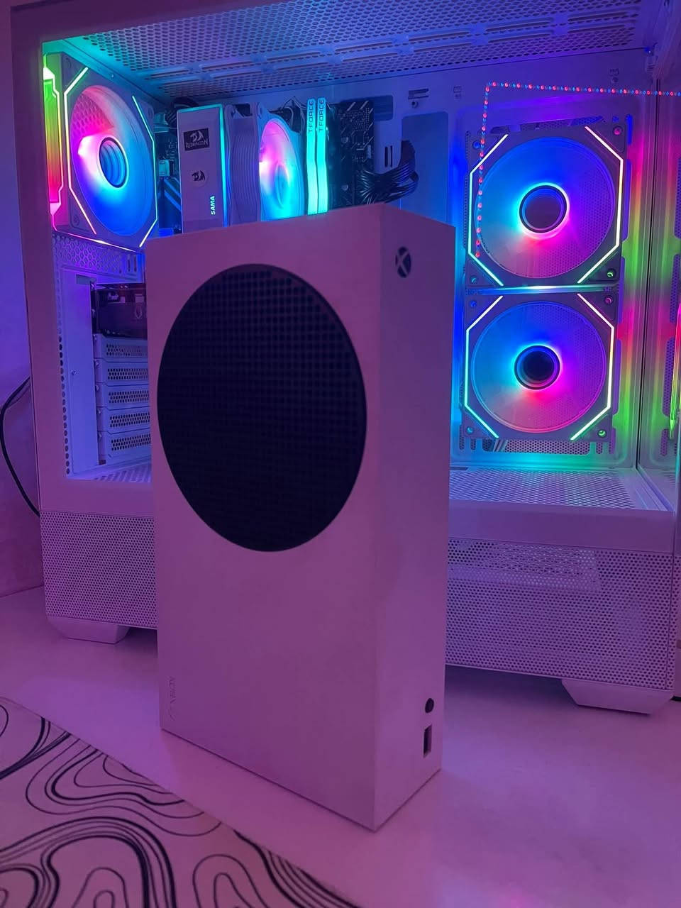 اكس بوكس سيريس (s) للبيع  نضيف جدا  (المواصفات )👇
– مساحة 512GB
– هارد خارجي 512GB
– جسوتكين أصلية مشتريه ب90 امانت الله 
– كيبلاته الاصليه موجوده وحساب بي العاب مملوكه 
الجهاز نظيف استخدام شخصي، كلشي شغال بدون مشاكل، 
السعر: 350 قفل (نهائي)
📍 بعقوبة – التحرير


**إذا كنت صاحب هذا الإعلان وتريد حذفه لأي سبب، رجاءا أرسل رسالة إلى الدعم الفني**