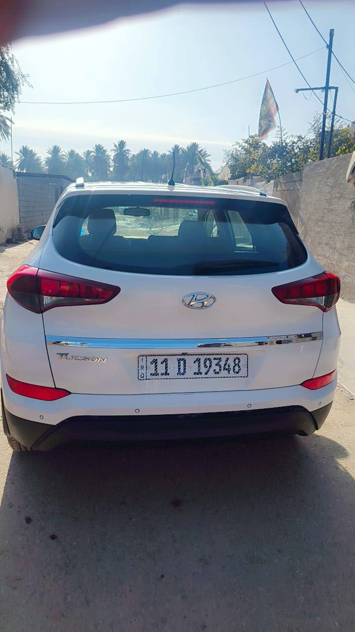 السلام عليكم توسان للبيع مديل 17مكينه كير كهرباء حداديه كلها كامله مناقصها شي شركه الكاصد خمس عدسات مري شفط قطعتين تبريد 
مكانها ديالى خالص اي استفسار اتصل مكلف بلنشر رقم صاحب السياره *********** بلاد, صلاح الدين
