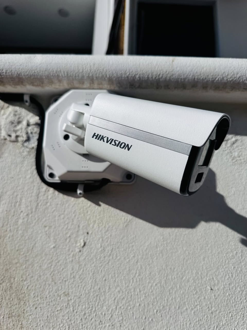 بفضل الله
🛑تم تجهيز و  تنصيب مجموعة من كاميرات المراقبة باستخدام كاميرات HIKVISION الأصلية، المعروفة بجودتها العالية ودقتها بالتسجيل عدد الكاميرات 4 (3)بدقة 2 ميكا  وكاميرا بدقة 5 ميكا وجهاز XVR من ماركة HIKVISION
إذا همّك الأمان وجودة الشغل،(مكتب الدليل) دايمًا حاضرين نخدمك 💼
للاستفسار :
(***********)📞
(‭0786 663 0903‬)📞
