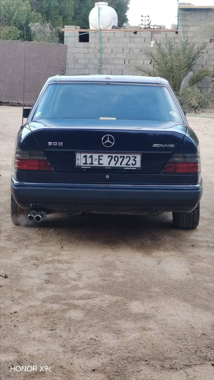 اخوان مكلف بنشر اني لحد يراسل مارد اتصل على صاحبها
سلام عليكم 
مرسيدس E300 
موديل 1991 أصل 
رقم بغداد دولي سنويه جديده مشروع وطني باسمي 
مواصفاتها 
تخم تاير جديد ✅
صدر جديد ✅
باتري جديد ✅
كهربائية كلها شغاله ✅
داخل جلد كله جديد ✅
كشنات تحكم كهربائي ✅
جام  4 كهربائي ✅ 
تبريد ثلج 🥶 
تدفئى شغاله نار 🔥 
قواعد دبل سليمات ✅
ويل بلادي ✅
سعرها 70 وبي مجال 
مكاني كربلاء 
رقم ***********
