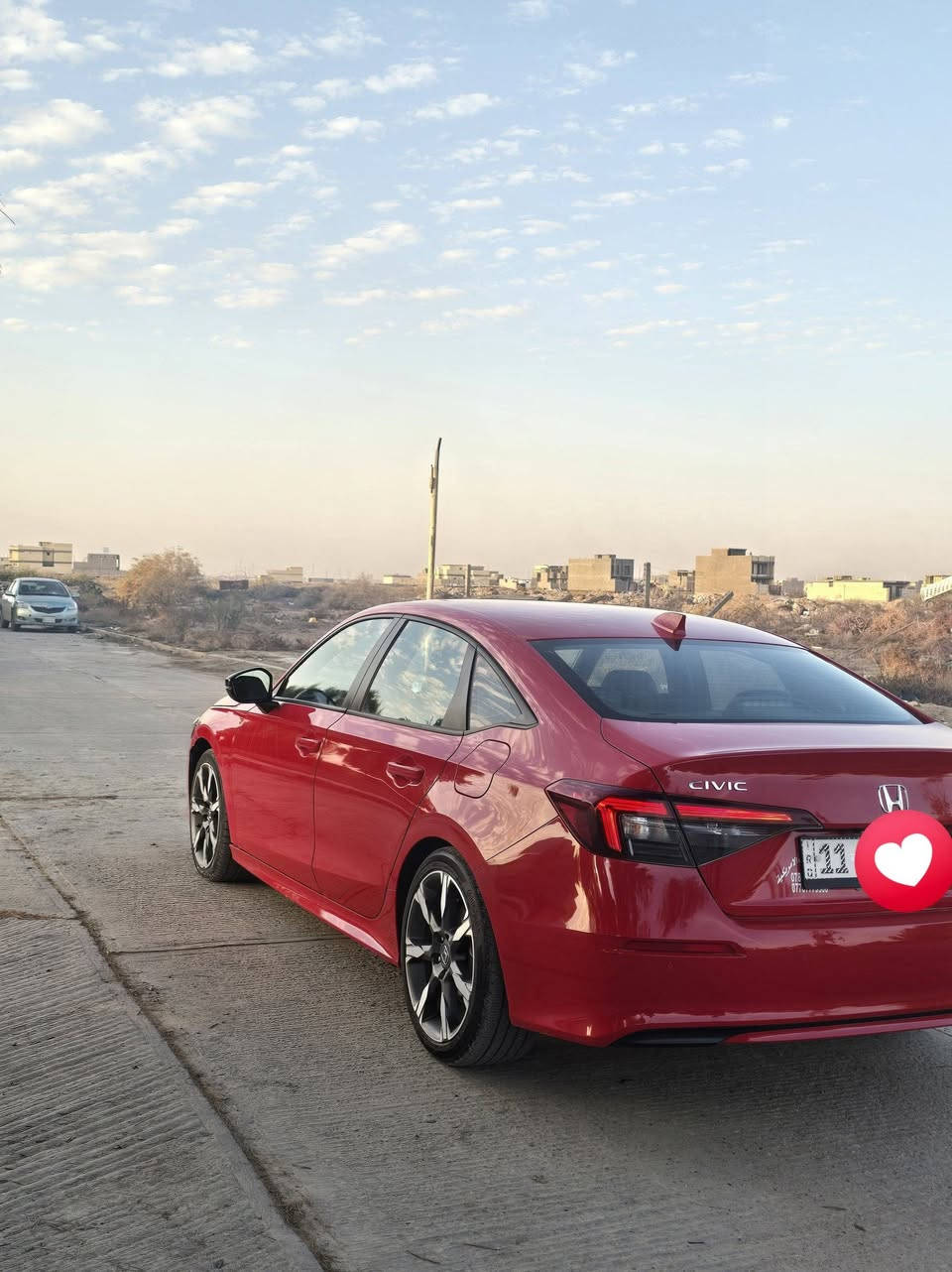 🚗 للبيع – هوندا سيفيك 2025 Touring (Hybrid)
• الموديل: 2025
• الفئة: Touring
• اللون: أحمر دم الغزال
• العداد: 17,000 كم
• الحالة: نظيفة جداً / استخدام شخصي
المواصفات:
✔️ محرك 2000cc تنفس طبيعي هايبرد
✔️ جير أوتوماتيك
✔️ صرفية وقود ممتازة
✔️ شاشة كبيرة + Apple CarPlay / Android Auto
✔️ كاميرا خلفية + حساسات
✔️ مقاعد جلد
✔️ بصمة تشغيل
✔️ فتحة سقف
✔️ أنظمة أمان كاملة
ملاحظات هامة:
⚠️ الأيرباق السائق وتحت الستيرن طاك
🔹 الحادث موجود ومبين بالصور
🔹 التبديل فقط بنيد + جاملغ الايسر (بارد)
✔️ كفالة كير ، كفالة المحرك، وأصوليات .
السيارة بأسمي 
✔️ رقم بغداد
💰 السعر: 173 ورقة – بيها مجال قليل
📍 المكان: بابل – الإسكندرية
📞 للتواصل: ***********
❌ غير متواجد على الفيسبوك
