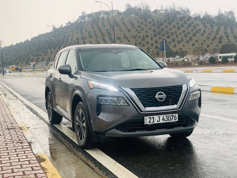2021 Sv awd نیسان رۆگ
فوول مواسفات بەس سلایت نیە 
(بەسمە . لایت لیدو حەساس .هەر چوار دەرگای بەسمە . 
ڕادار هەر چوارلا . پێنج کامیرە ٣٦٥ .تەبرید مەرکەزی )
٤ بستۆن مەرخوب  دەبڵ ئەکسل 
بەس بۆنیت بۆیاخ بێ ناو بێ ئێرباگ 
٤ تایەی تازە. رەقەم و سەنەوی تازەیە بەشەرتی تەحویل و خرامە 
سەیارەکە زۆر جوانە بێ شوخت و سارد 
سەیارەی ماڵە هی مەعرەز نیە هیچ مەسرەفی نیە 
*********** السليمانية, العراق
