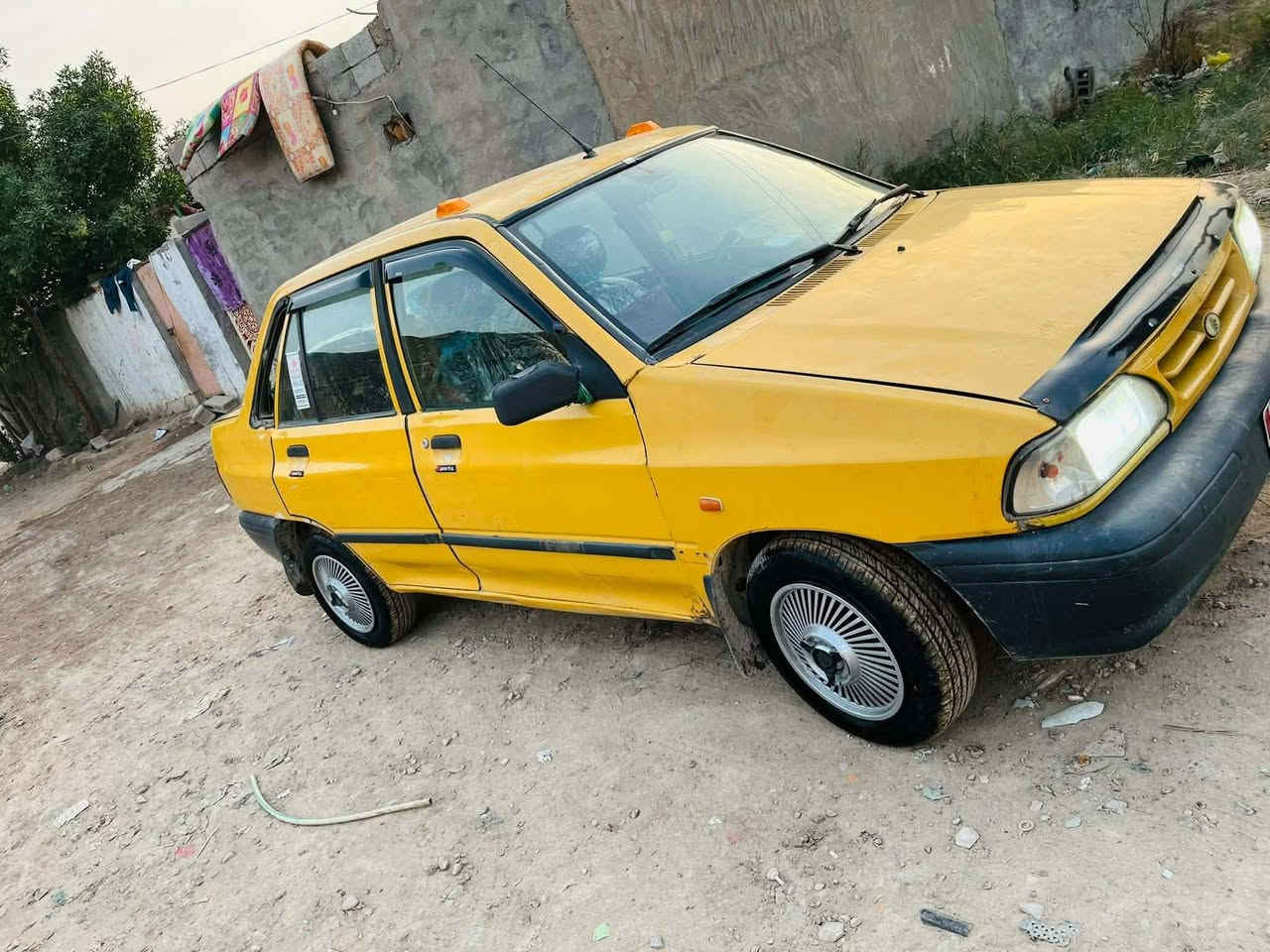 سلام عليكم سايبه لبيع 12 جاهزه راعيهه ماندله سعر 16بيهه مجال لمكان صويره حي زهور ***********
