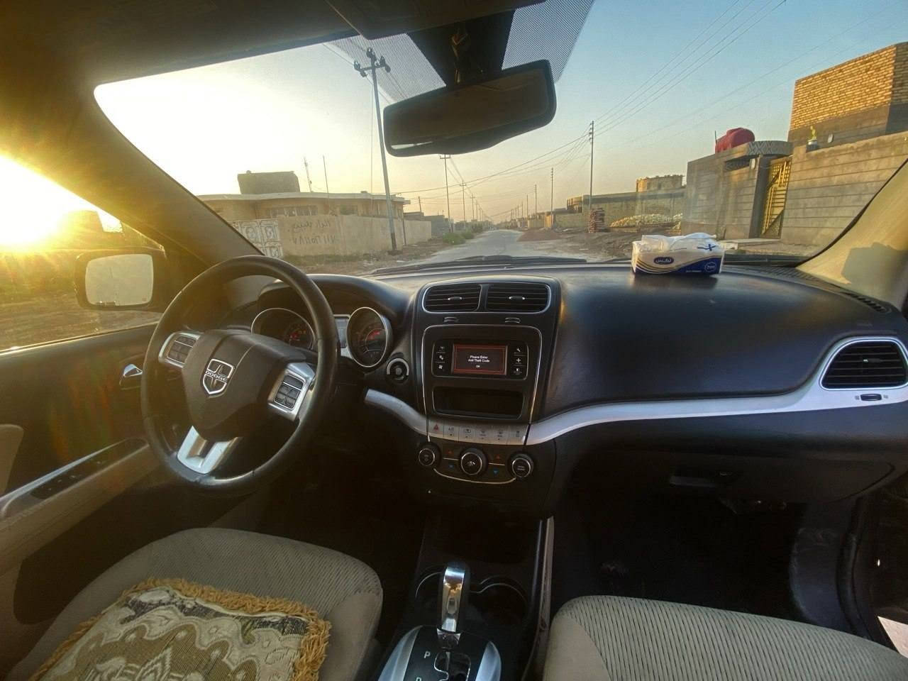 جورني مديل 16سياره جاهزه مكينه 2400 تبريد 3قطع ظربته بنيد صبغ احزام 7راكب مكفولة من العيب الشرعي رقم الهاتف *********** مكان السياره ناصرية مركز غير متواجد على النت
