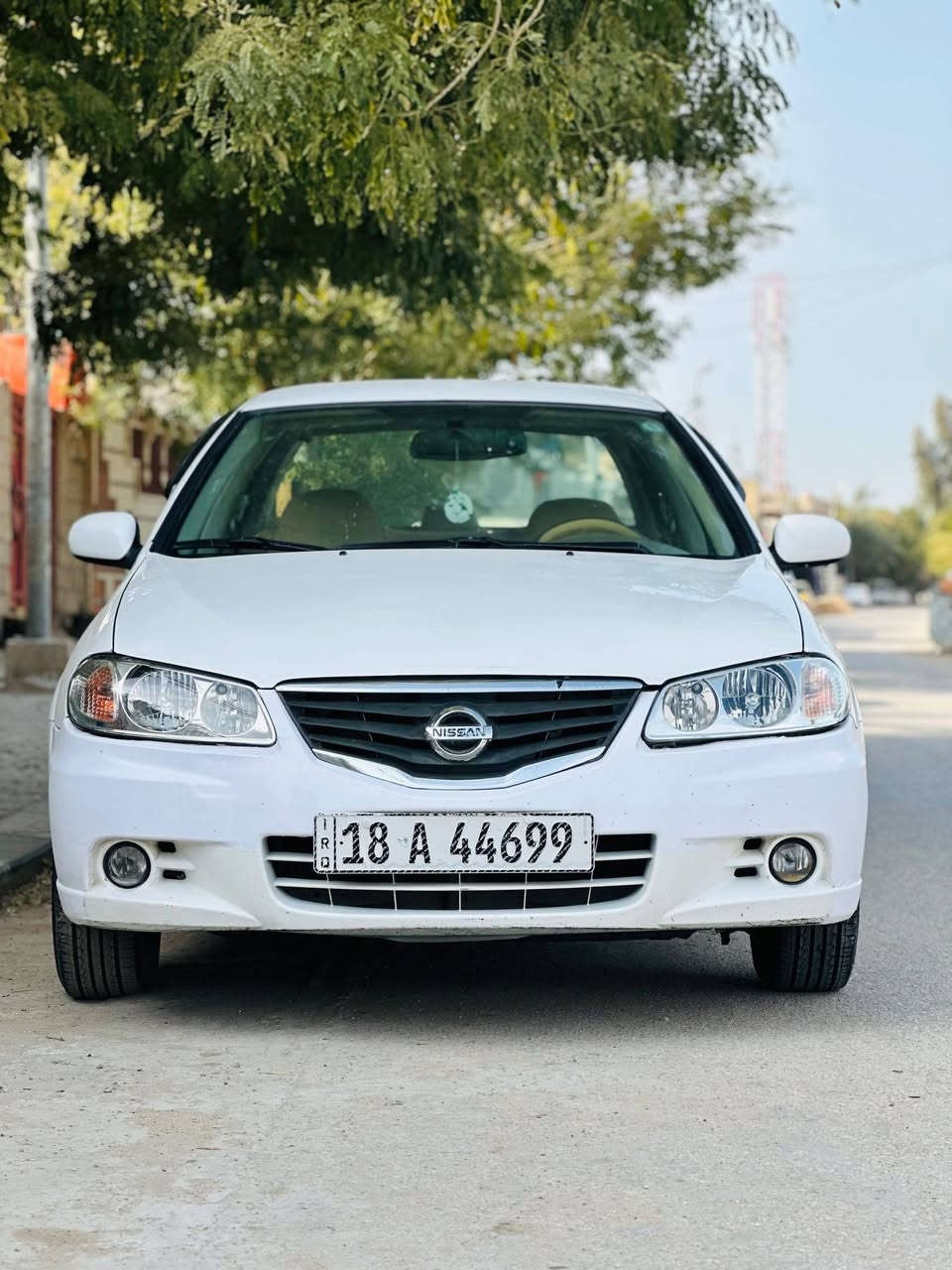 السلام عليكم... نيسان صني موديل 2010 بابل الشركه العامه جديده مكفوله من الصبغ والتبديل ماشيه 190 الف سنويه وهزه جديده 4 جام كهرباء مكان السياره النجف الاشرف للاستفسار الاتصال *********** أو واتساب
