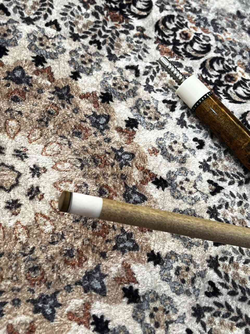 السلام عليكم جنطة كاملة عدا الصول متكونة من 
1.كيو من شركة (o'min) 
2.تب جديد بروديتر (M) 
 3.جمب من شركة برايدور  
4.اكستينشن 
5.غلوف
6. جوكات اصلية عدد 3
7.معقم و منضف
8.جنطة من شركة كريكال اصلية بالأضافة الى صول هولدر وياه

الكيو جديد الجمب جديد ماركة معروفة و مسجلة واغلب لاعبين النخبة يلعبون بيه صناعة تايوان رجاءً بدون كسر كلشي نضيف عالضمان مكفول من كلشي بدون اي نقص الي مهتم 
تواصل موجود على كل منصات 

+964 772 361 3742

او تواصل على الخاص
