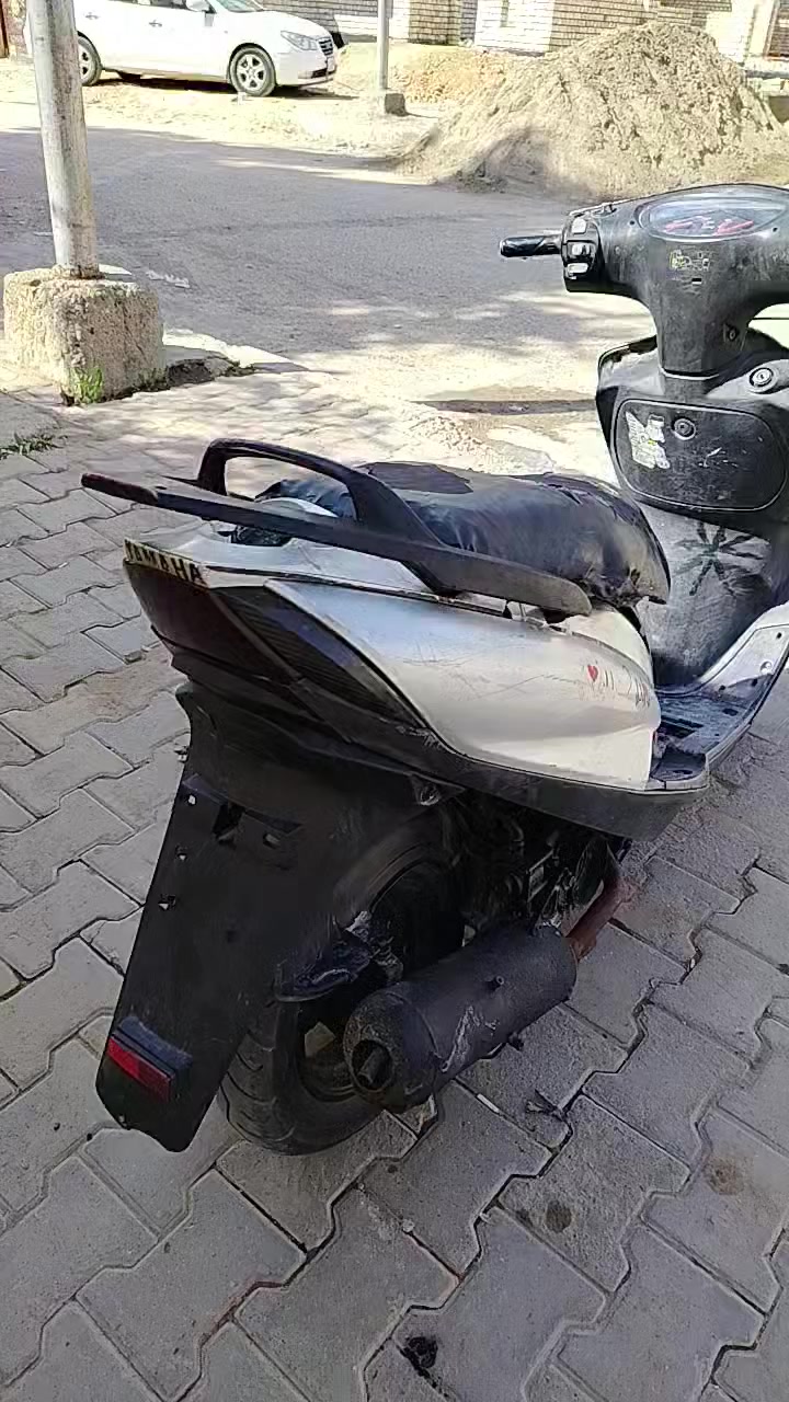 سلام عليكم دراجة ماكس ثعلب دراجه خير من الله كلشي ماناقصه كلجات كامله كهربائيات كاملة  شلعه ومعدل ختم واحد دراجه احله من صور ملاح بلادي تأخذ تراي وين ماتريد لايتات ودبل اشاره سرعة الدراجة 140شرط تقفل 130ورزنه بشارع صلنصه بلاديه وياه كابريتر جديده📍مكاني بعقوبة التحرير الأوقاف السعر270وبيه مجال


**إذا كنت صاحب هذا الإعلان وتريد حذفه لأي سبب، رجاءا أرسل رسالة إلى الدعم الفني**