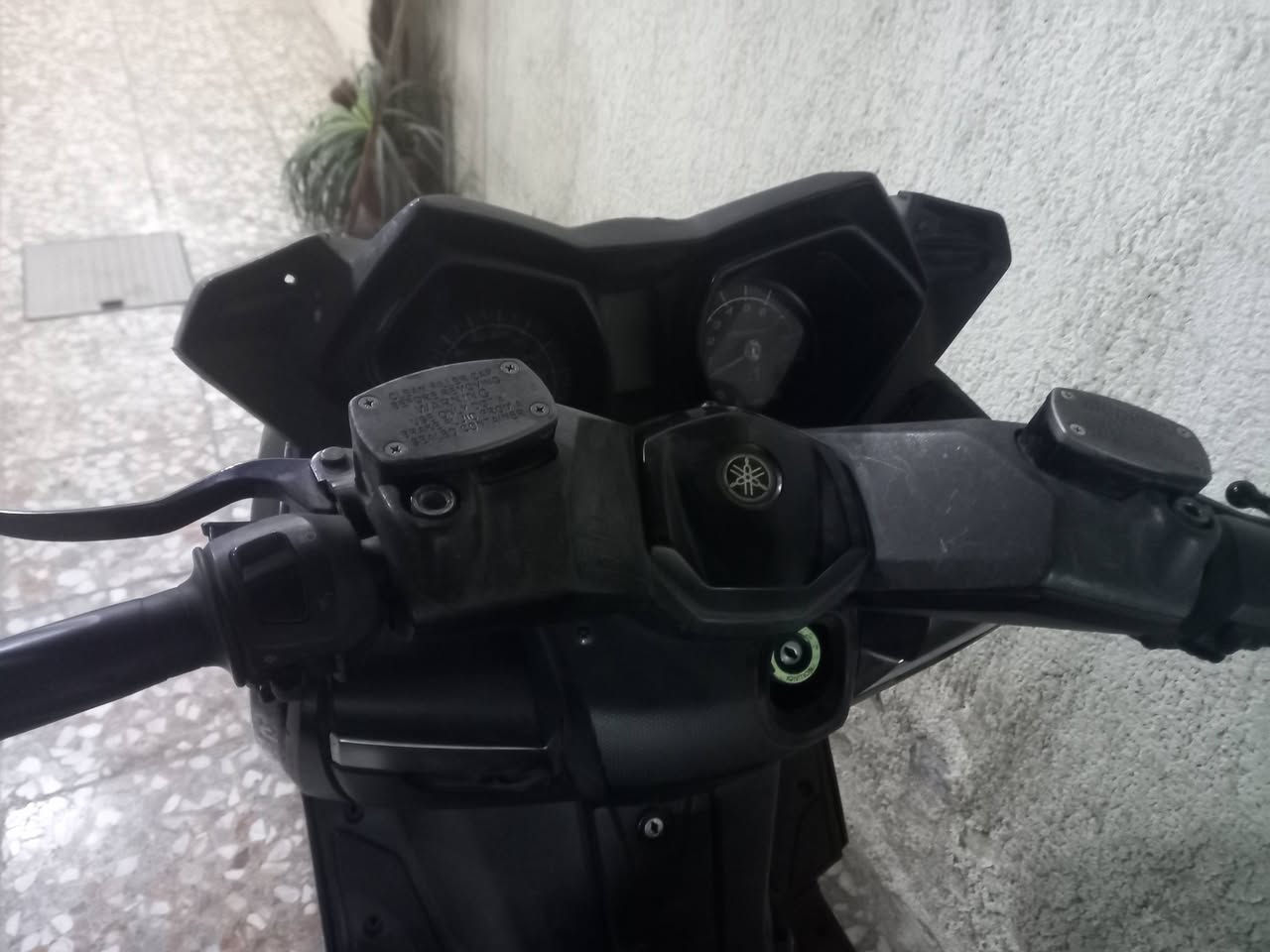 سلام عليكم دراجه اكس،ماكس حديث شغاله نكره سلف محرك ناعم شلعه فول كهربائيات كله شغاله اوراق كامله سعرهة ١٠ ورقات وبيه مجال بسيط للشراي مكاني بغداد العبيدي رقمي ***********  (كفر امامي،موجود فتحته بدلت باتري جديد ) دراجه مالت بيت مامتعوبه ماشيه ١٨ الف
