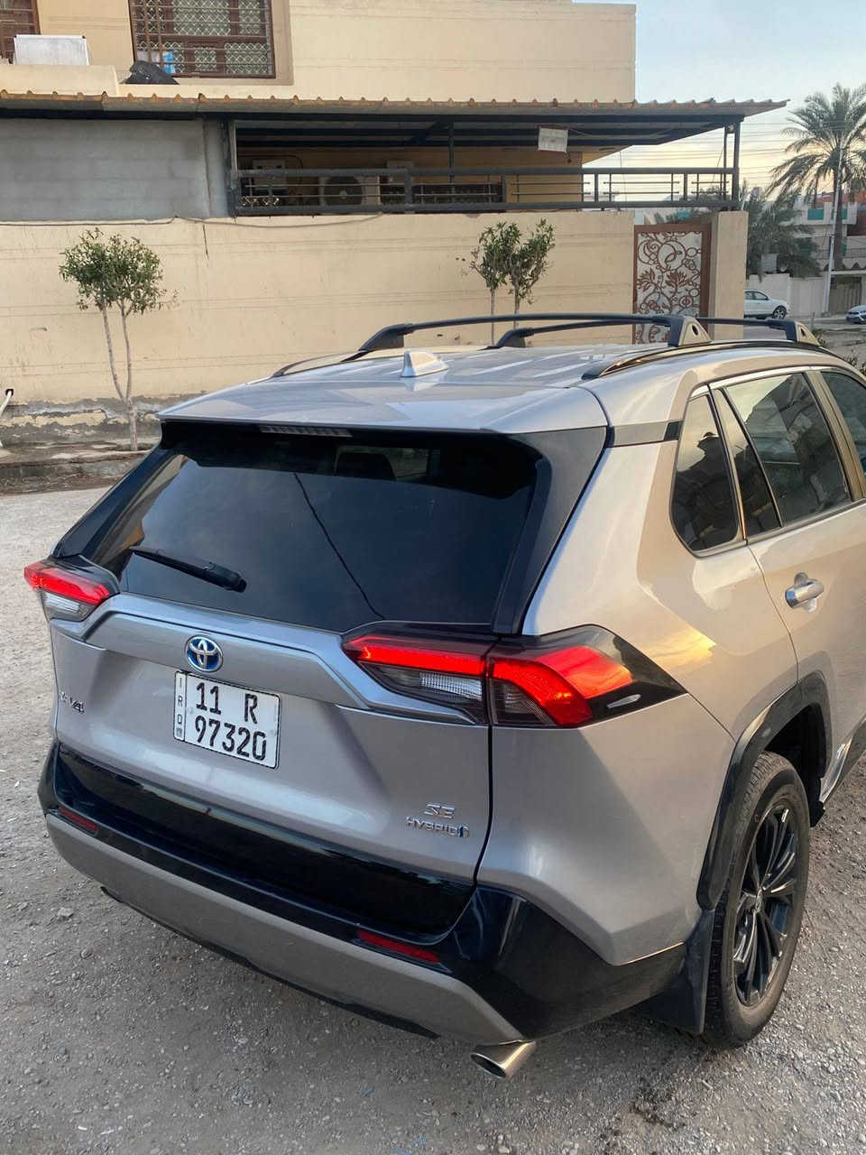 سلام عليكم RAV4 موديل 2024 فئه se ماشيه 10الف ميل بعده جديده  المواصفات رادر امامي رادار خلفي تحديد مسار تثبيت سرعه نقطه عمياء في المري ترحيب عند الاقتراب من السياره لايت زينون  ويل كروم لايت لد Led كشنات قماش خط ازرق مع الدبل السياره حادثه جامرلغ صفحه السائق وتعديل بارد في خشم الشاصي تعديل بسيط المحرك والكير مكفولات والسياره خير من الله للاستفسار والمعرفه سعر السياره رقم *********** مكان السياره ديالى بعقوبة شارع المحافضه
