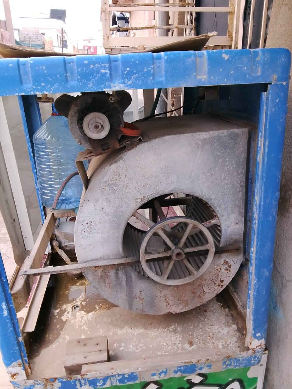 غراض مخبز كامل للبيع
البيع شلع احوان مابيع حاجه وحده فقط 
***********
