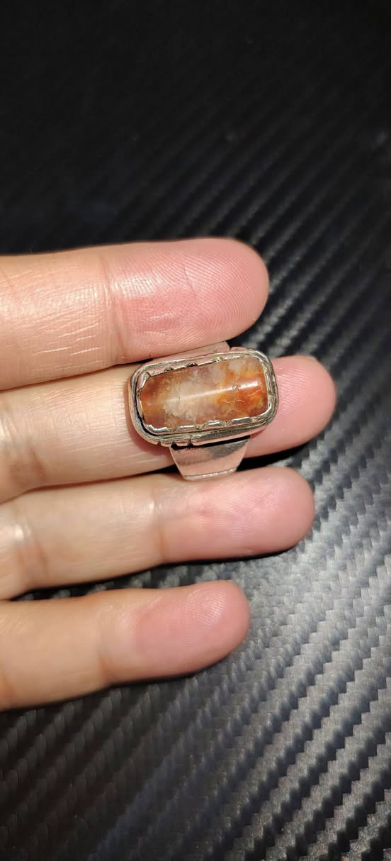 عقيق يماني كصبه قديم قياس الخاتم ٢٣ يوجد توصيل


**إذا كنت صاحب هذا الإعلان وتريد حذفه لأي سبب، رجاءا أرسل رسالة إلى الدعم الفني**