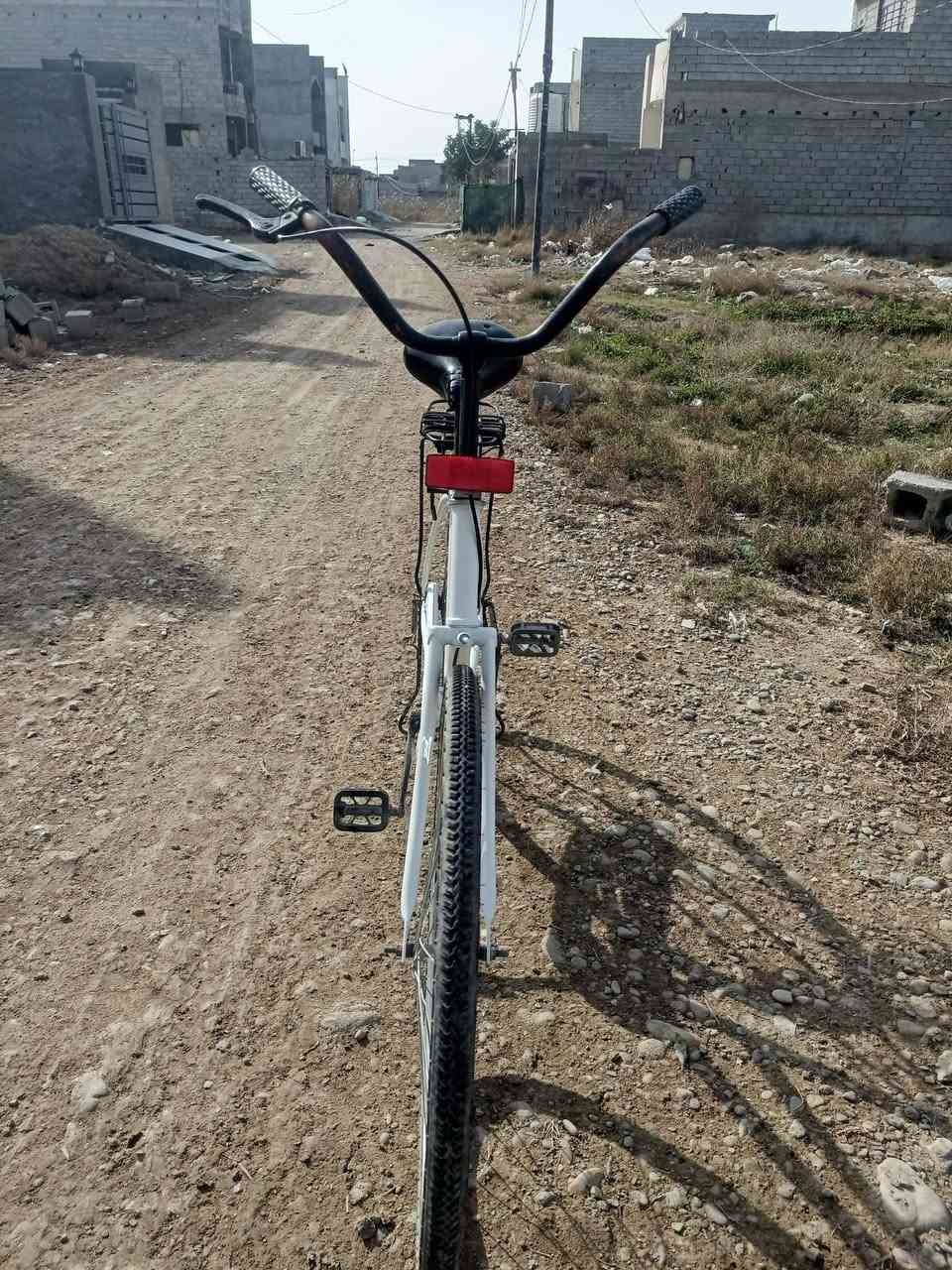 السلام عليكم بايسكل حجم 26 بايسكل مصبوغ تعمير موديل 18 مكاني ديالى بعقوبه تحرير سعر30 رقم***********
