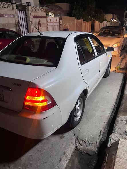 سيكي 13سنويه 30باسمي اني الشرعي 
بيها جاملغ شويا معجون وجاملغ بدون معجون بس تطويز 
بيها بارد 
قفل مركزي 
تبريد تدفئه 
كابون بانزين بيها 
مكينه اصليه 
ماشيه 85الف فقط
شرط التحويل 
السعر 50
***********
***********
ترهم مرواس سياره توماتيك
