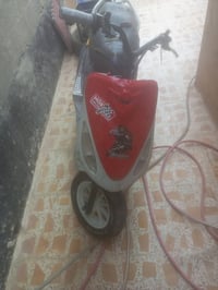 ماكس  للبيع سعر 200 وبيها مجال 07764651355