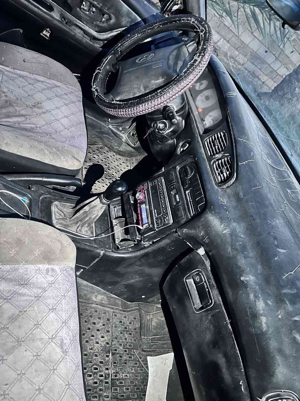 السلام عليكم سياره للبيع سوناته موديل 93 رقم وسنويه


**إذا كنت صاحب هذا الإعلان وتريد حذفه لأي سبب، رجاءا أرسل رسالة إلى الدعم الفني**