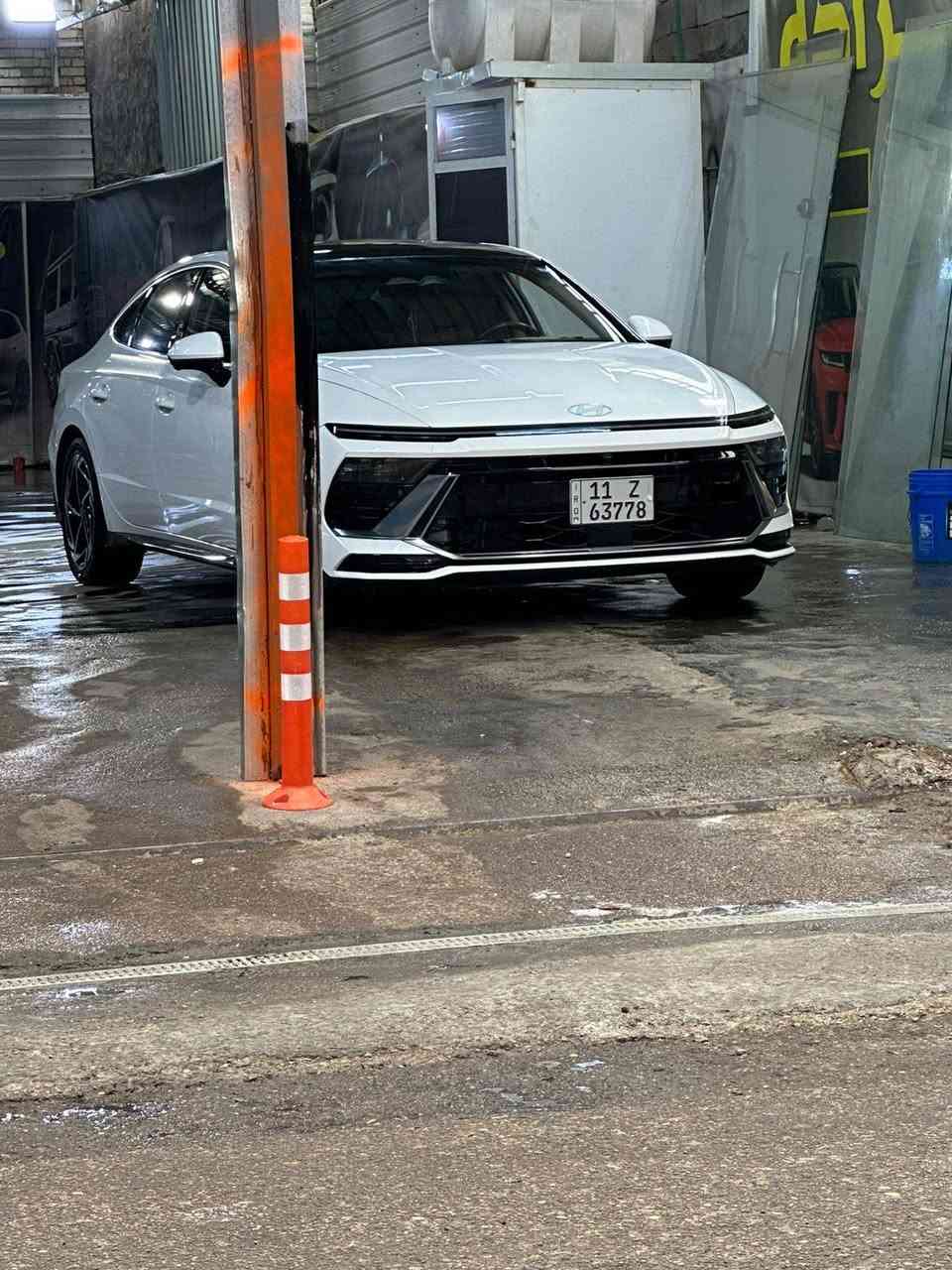 سوناتا 24 شكل ال 25 وارد کوریا هایبرد بانزين كهرباء 3 شاشات كامرات دواره رادارات توقف امام وخلف حساسات دایر مدایر اسیاره حتى بل ابواب الابطانه حساس داش كام بلاد خلفي امامي ينعرظ بشاشه داته شو کشن خزن ميموري وكهرباء ثنينهم و حار بارد مري حساس قلاب شفط هیتر سستم بردات بلاد كهرباء سستم صوت 14 سماعه بوز و دمام صندوق ذكي كهرباء كير تعليك ستيرن تدفى شفتات اوتو هولد تحکم بوضعيه الكامرات تتحكم تقديم وترجيع بل ريمونت الداخل جلد عسلي الخلفي تدفئ اناره بل ابوب ترحيب و اناره محيطيه 15 لون وتحديد مسار
العنوان بغداد الكراده 
السعر 185
***********
