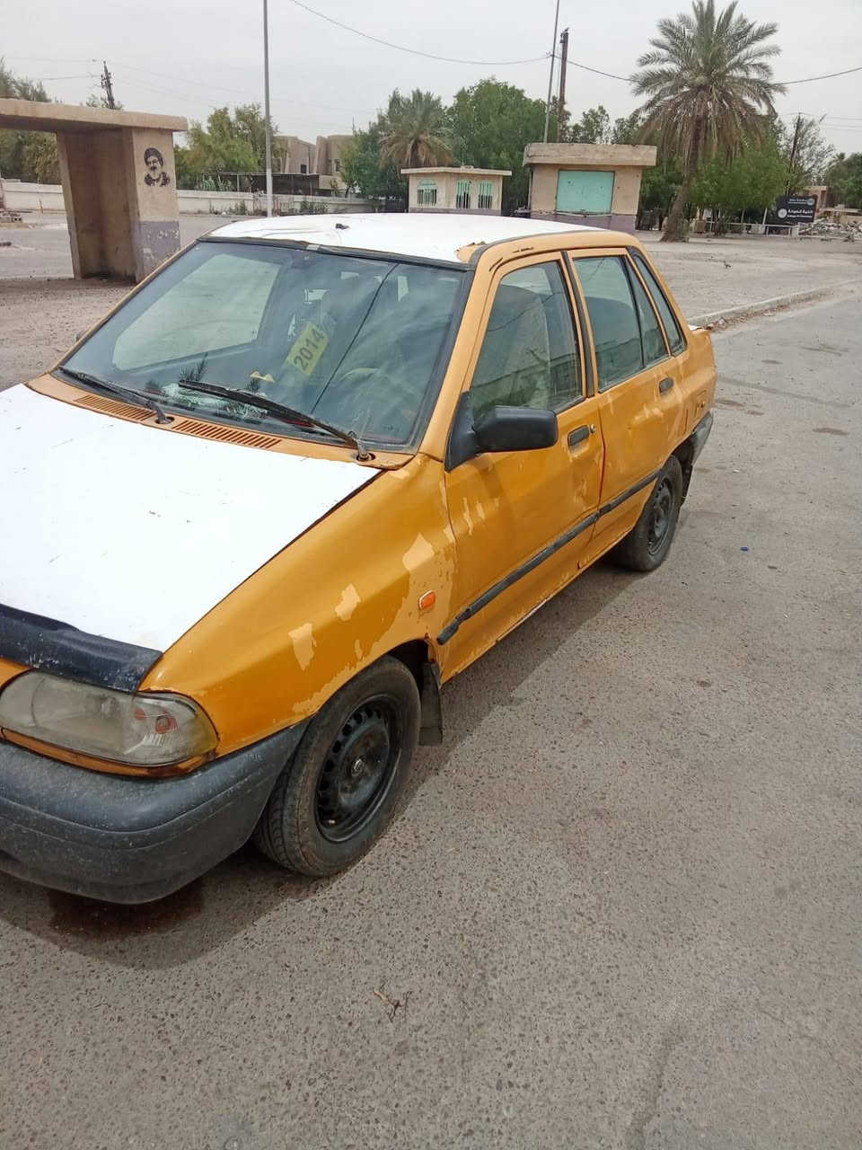 سلام عليكم سايبه للبيع سنويه تفاصيل وجهيه بيه مستمسكات راعيه يمي بس مواصله ابيعلك بدون تكفل عشاير وصرقه سياره جازه من كلشي مكينه وكير جدد صدر امامي خلفي جديد سعر 7 ورقات مكاني بغداد رصافه غير متواجد ع نت هاتف ***********
