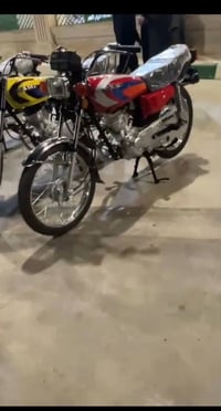 دراجه ايراني • تبديل دهان • أوراق