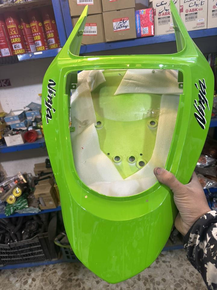 كفرات جدد ممشدودات وبك لايت اصلي بلادي
***********
