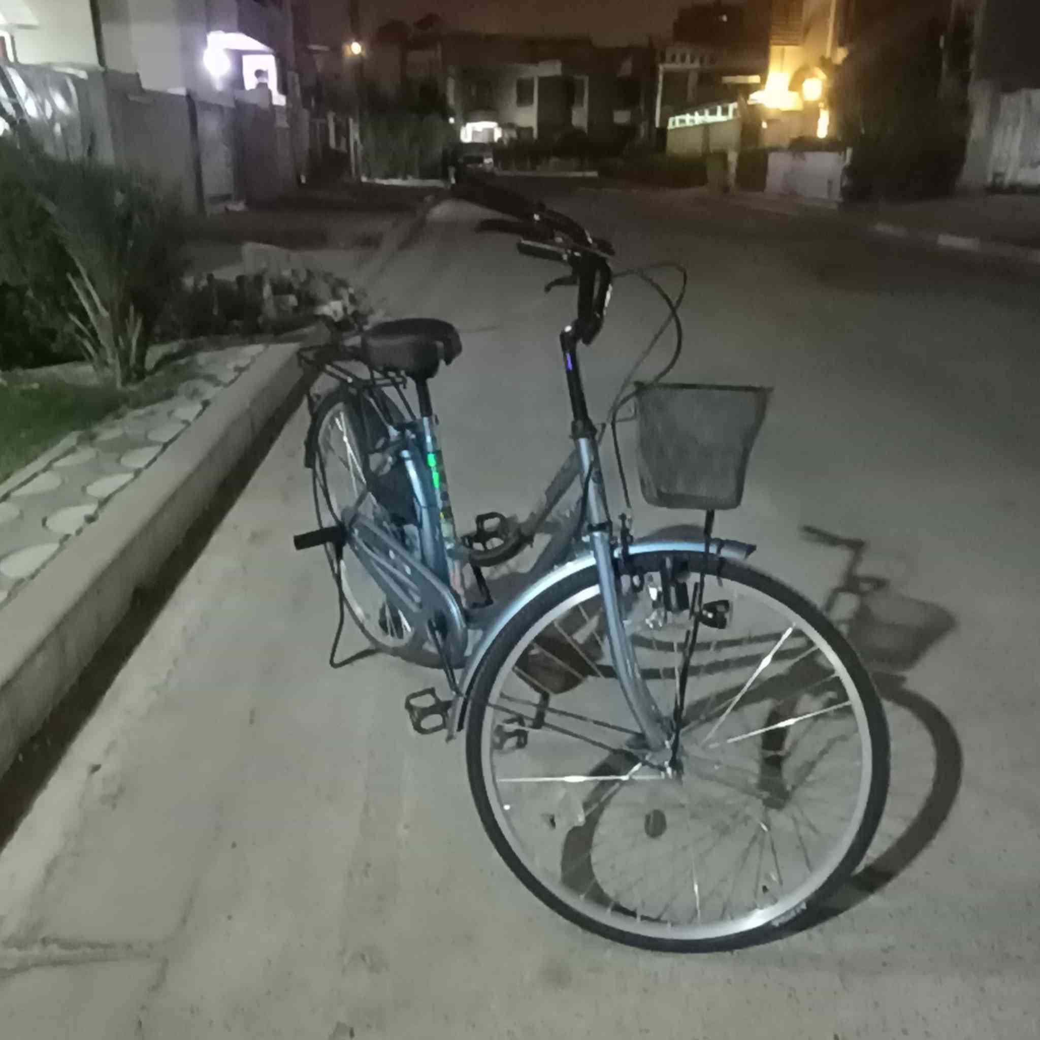 رربايسكل فات كات اصلي سعره 155 وبيه مجال مكاني بغداد حي الجهادد واذا انت شراي هذا رقمي *********** واتساب
