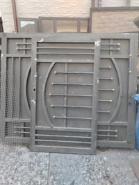 باب للبيع نظيف مكاني بغداد الدوره ٠٧٧١٠٣٠٧٥٦٦