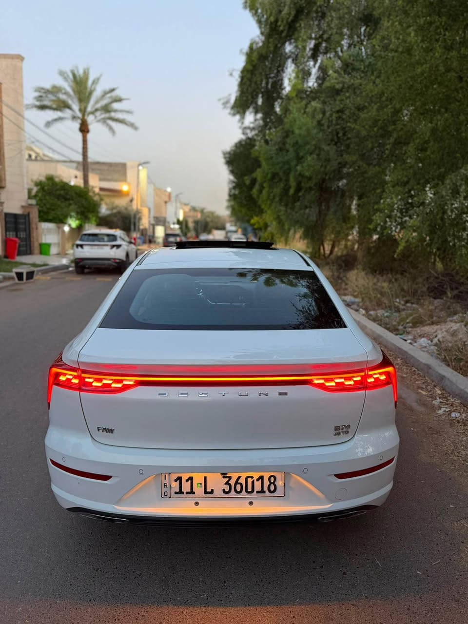 بيستون b70
كفالة عامة 
فول مواصفات 
حساسات امامية خلفية
سايد ابريك بصمة 
اوتو هولد 
لد امامي خلفي 
5 كامرات 
بصمة ابواب
بصمة تشغيل عدد 2
بانوراما
كشنات جلد تدفئة تبريد
كشنات كهرباء 
شاشه متصل 
يدات نيكل 
ويل كب
مري شفط
اشاره بلمري 
ماشية 60 
رقم بغداد تحويل ثاني يوم 
وسياره حره ممطلوبة وداخل الضمان يعني سيرفس مالتها داخل الشركه سياره كلش جديده 
السعر 150 وبيها مجال بسيط
ترهم بيع ومراوس
***********
