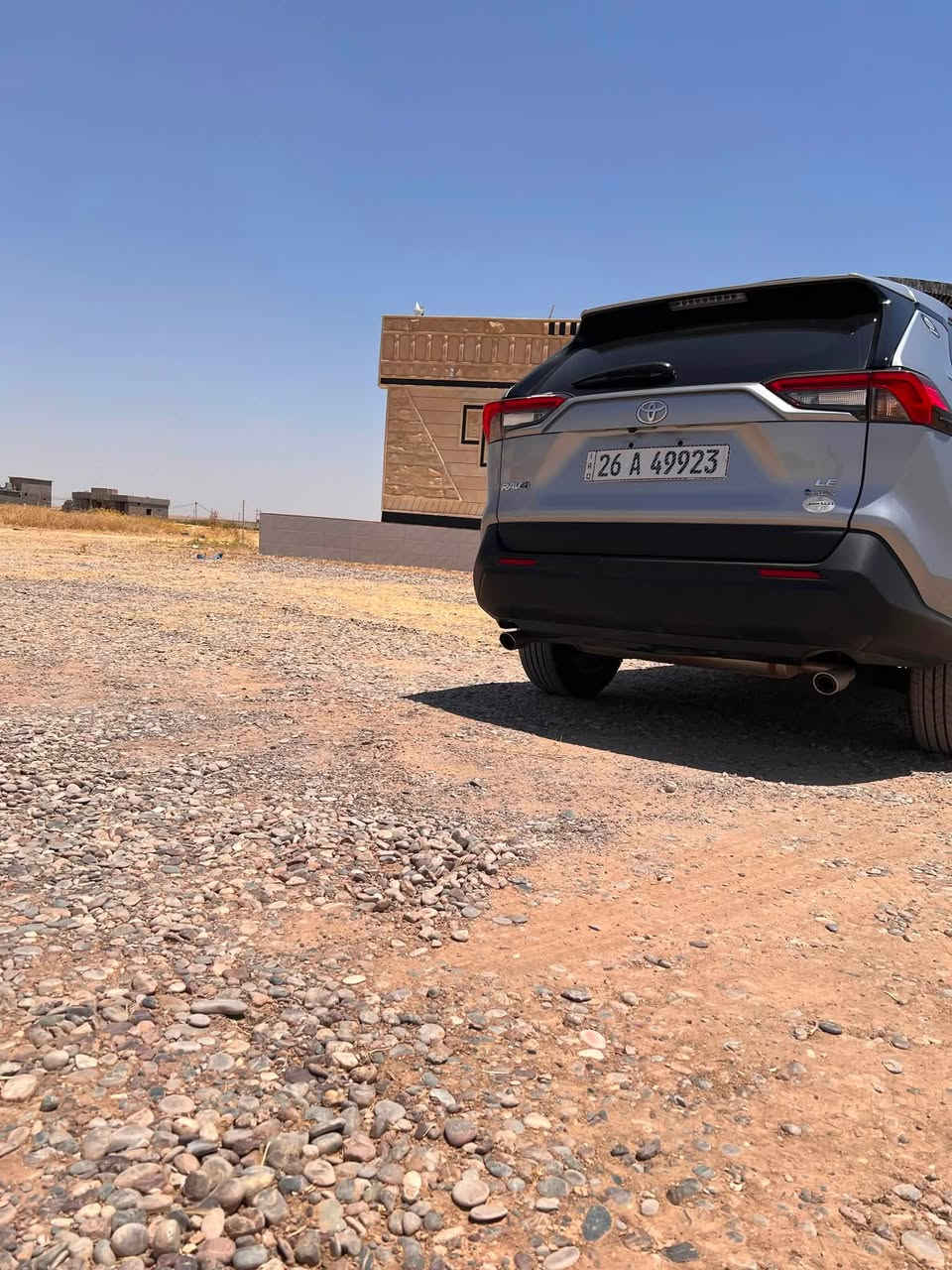 السلام عليكم 

2025 TOYOTA RAV4, HYBRID LE
وارد أمريكي جديدة 
رقم الشاصي 2T3MWRFV8SW254075
صورة الحادث مرفقة مع المنشور 
المواصفات :
مفتاحين 
تبريد خلفي 
أدوات احتياطية (سبير+جك+عدة)
للمهتم التواصل و الاستفسار على ارقم :
🔴***********🔴

