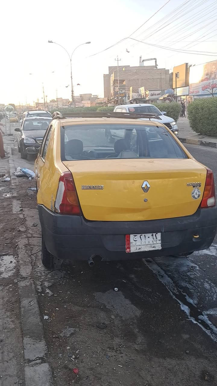 السلام عليكم خوان رينو لوكان ٢٠٠٩ بور مو عميه السياره خير من الله مكينه وكير مكفولات حداديه امامي خلفي جديد سياره مكفوله من الحادث ولا قطعه مبدله ومابيها صبغ السياره تحويل مباشر اذا مو عقد مروري مابيع عليها هيه وغرامات ٣٥٠ ينزل من سعرها مكاني الدوره الصحه رقمي *********** عارضها با٣٥ وبيها مجال للشراي وكلشي موجود بالسوك والله يرزق الجميع انشالله
