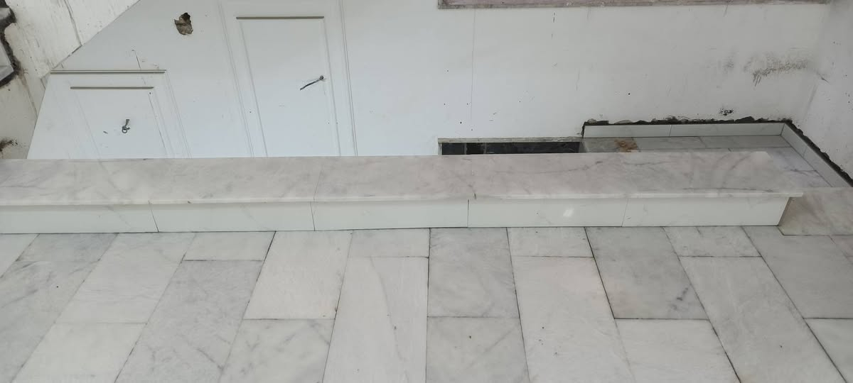 📞 للاستفسار واتساب مباشر: ***********
 من أعمالنا: تنفيذ أرضيات درج  (مرمر - كرانيت - كاشي)
ترميم وإعادة تأهيل
