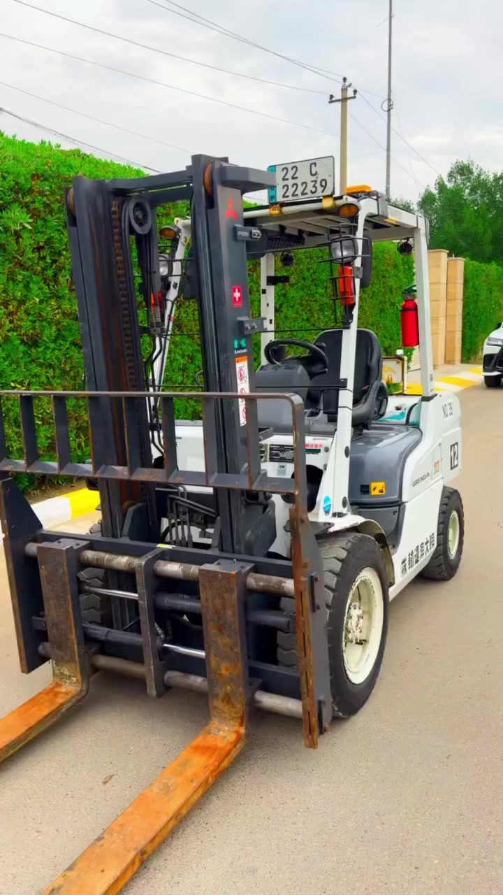 السلام عليكم
رافعة متسيبوشي الحجم 3.5طن (4)حركات موديل 2013 وراد يابان
محرك ديزل (S4S) رقم أربيل
ساعات العمل 7000ساعه فقط
الرافعة مكفولة كفاله عامة ع وضيعة الشركة 
العنوان بغداد باب الشيخ تقاطع الكرينات كراج الحرباوي
الاستفسار الاتصال ع الرقم أو عبر الواتساب 
*********** باداره سامي الخزعلي 
يوجد خدمة توصيل لجميع محافظات العراق
