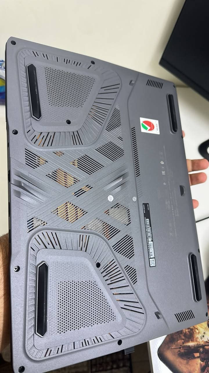 مكلف بالنشر لابتوب اخو الجديدة
� للبيع لابتوب MSI Gaming قوي جداً 🔥

💻 النوع: MSI Gaming Laptop
🎨 اللون: Cosmos Gray

🖥 الشاشة:

 • 16 إنچ FHD+
 • IPS-level
 • Anti-Glare
 • 144Hz

⚙ المعالج:

 • Intel Core i9-14900HX

🎮 كرت الشاشة:
 • NVIDIA GeForce RTX 4060
 • 8GB GDDR6
🧠 الذاكرة:
 • 16GB DDR5 (8GB × 2)
💾 التخزين:
 • 1TB SSD
📡 الاتصال:
 • Wi-Fi + Bluetooth
🖥 النظام:
 • Free DOS (يدعم اللغة العربية)
🔋 البطارية:
 • 65Wh – 4 Cells
✅ مناسب للألعاب الثقيلة، التصميم، المونتاج، والبرامج الهندسية
📍 السعر: (1,750,000) بي مجال بسيط 
مكاني بغداد 

***********
