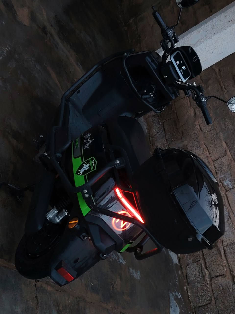 ماطور شحن للبيع نضيف مستخدم فترة قليله شرط الفحص
السعر خاص اليريده يخابر عالرقم
***********
