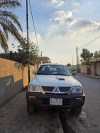 ميتسوبيشي • ٢٠٠٥ • فور ويل