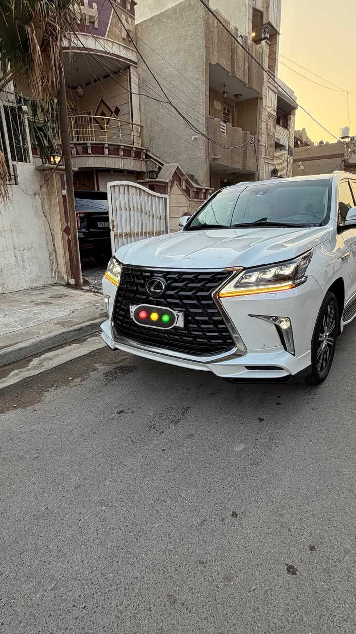 🇯🇵 LEXUS  LX570 🇯🇵

لكزس سبورت 570 

اللون : ابيض 

الموديل : 2021

العداد :4000 الف

حجم المحرك : 5700 Cc

عدد الاسطوانات : 8 اسطوانات ( 8 سلندر )

فول مواصفات ( Full Options)

السياره رقم بغداد

مكان السيارة. بغداد المنصور

السيارة باسمي شخصيا

السعر 
865$

الاتصال ***********
