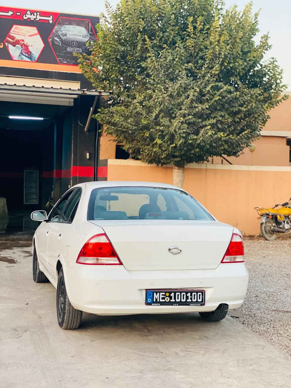بە ناوی خوای گە ورەسام سۆن بڕاوە 2008پێشودوای کە پسە سە قفی بۆیاخ نیە 148kmڕۆشتووە فولی بێ سڵایتە یە هە زار مە سرە فی تیانیە  شوێن ناحێی سیروان 50 گە ڵاو کە مێک مجال ژم*********** حلبجة, السليمانية
