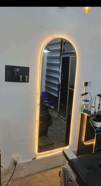 مرايات للبيع عدد اثنين مكان التاجي 07513950027