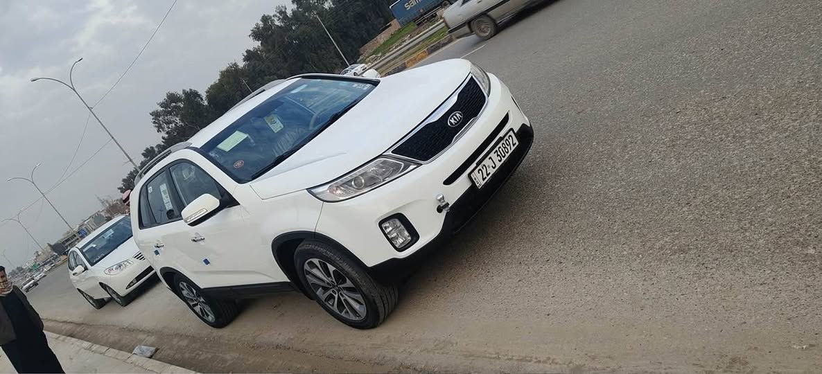 سيرنتو ٢٠١٥
محرك ٤
ماشيه ١٦٦
فول فول عدا الفتحه
هزه وسنويه جديده
مكفوله من صبغ والبارد 
عنوان موصل 
للاستفسار 
***********
***********
