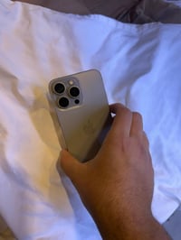 15 برو ماكس بطارية 🔋 89 جهاز ما طاب تصليح  نضافة 90 % ذاكرة 256 بي شخو...