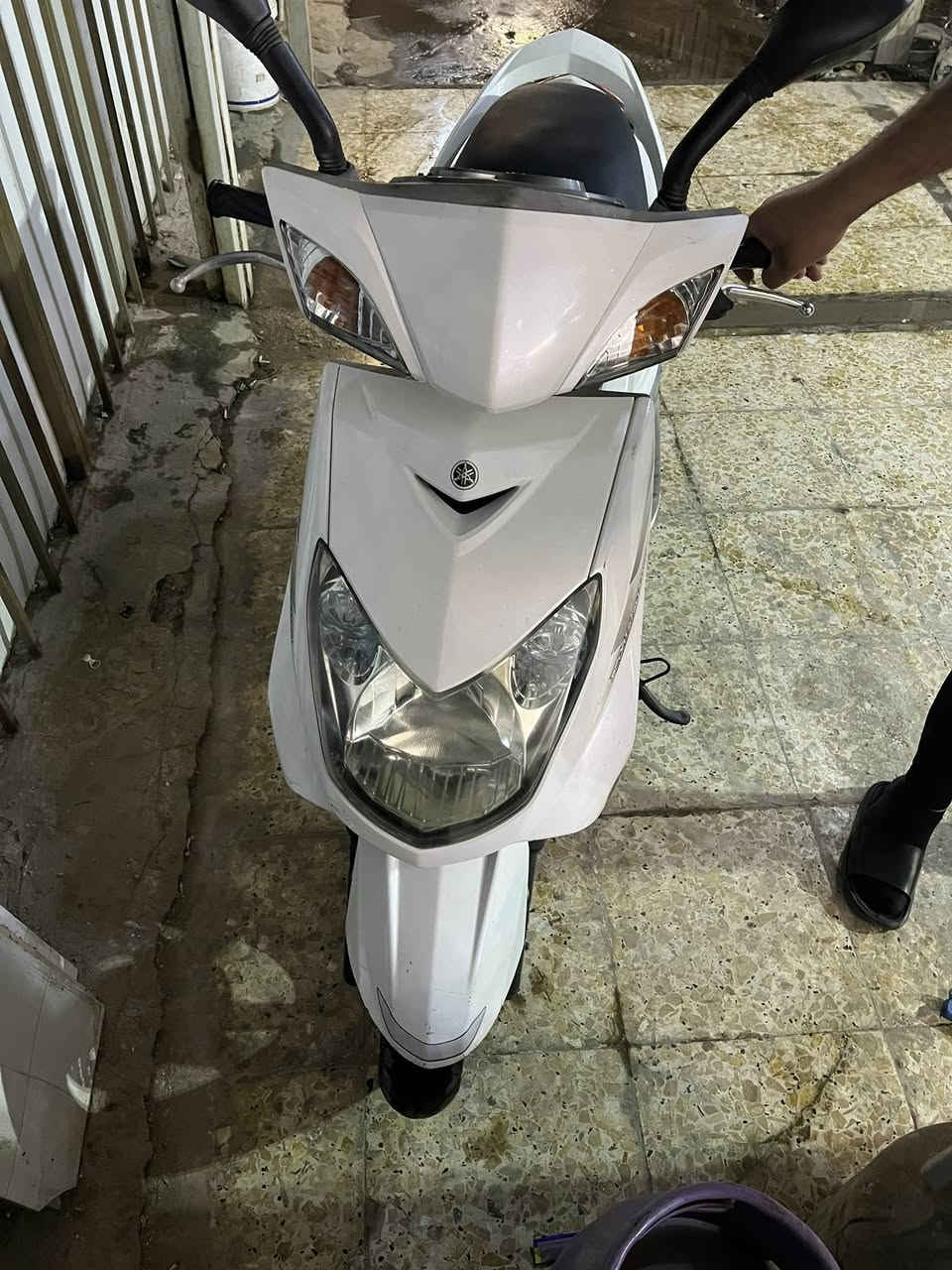 السلام عليكم دراجه سكنز فحل كابريتر صارلي 10 أيام من منزله من الرمبه مكفوله كفاله عامه كفراته لأصليه للبيع السعر مليون 250
وبيها مجال المكان بغداد السيديه  
للاتصال ***********
