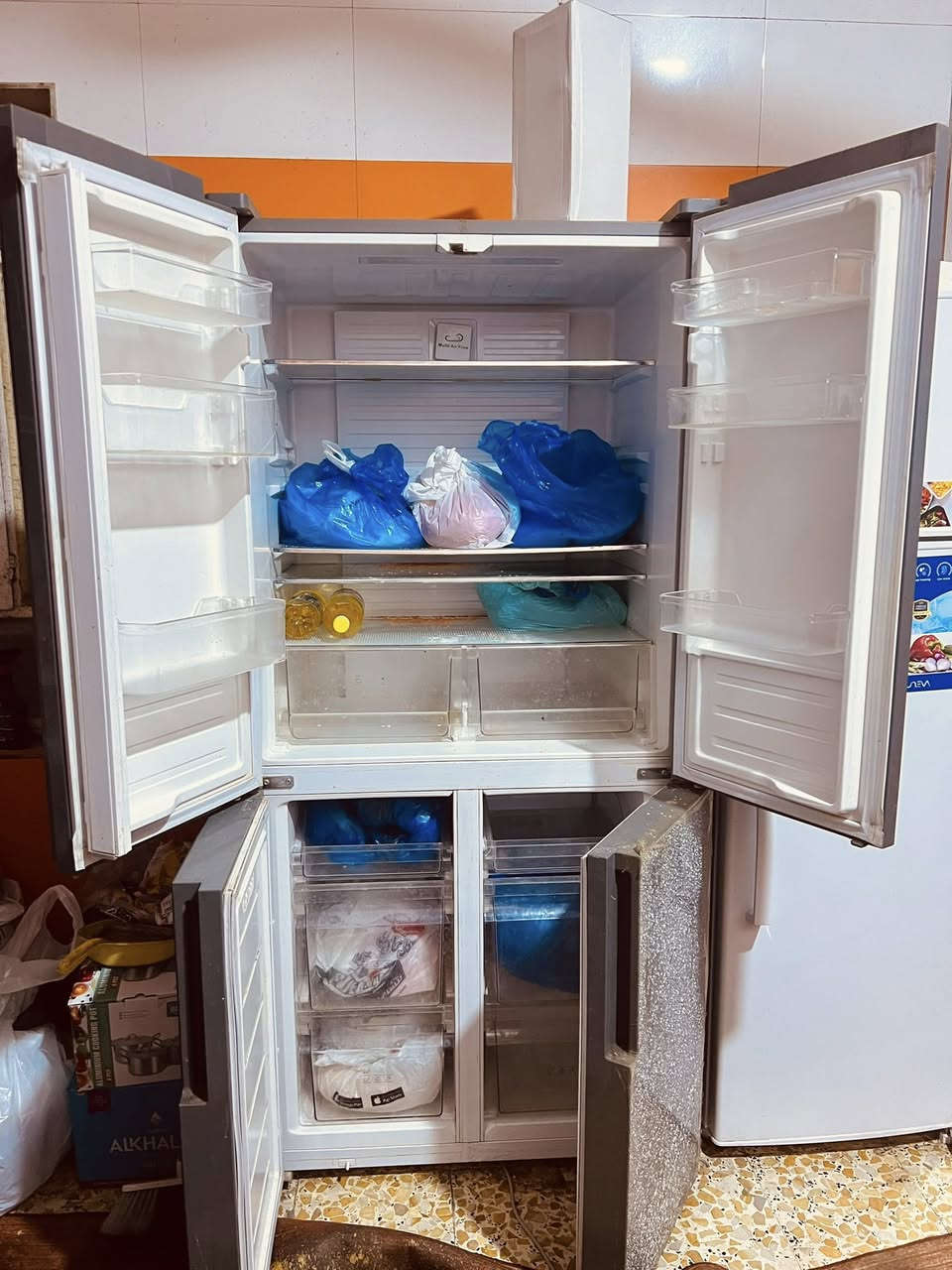 ثلاجه نوع balsan
العطل مالتها بس فلاتر 
العنوان الناصريه حي اور 
سعرها 230 الف


**إذا كنت صاحب هذا الإعلان وتريد حذفه لأي سبب، رجاءا أرسل رسالة إلى الدعم الفني**