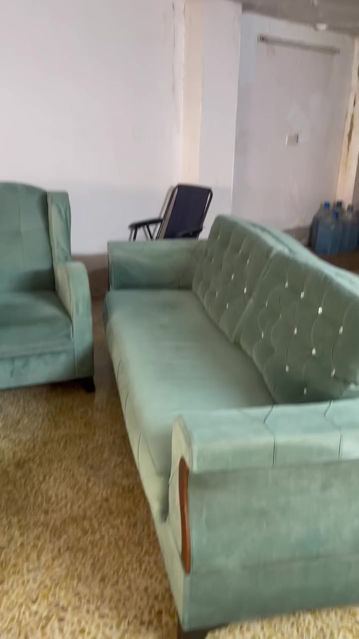 السلام عليكم اغراض للبيع سبالت عدد2ابو طنيين وسبلت واحد3طن كلهن800سرير أطفال 75طغم قنفات كامل300الاتصال الرقم***********
