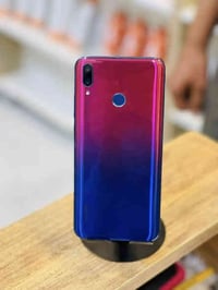 للبيع مستعمل HUAWEI 2019 ذاكرة 128 جهاز كلش نظيف وكلشي شغال  مستبدل زج...