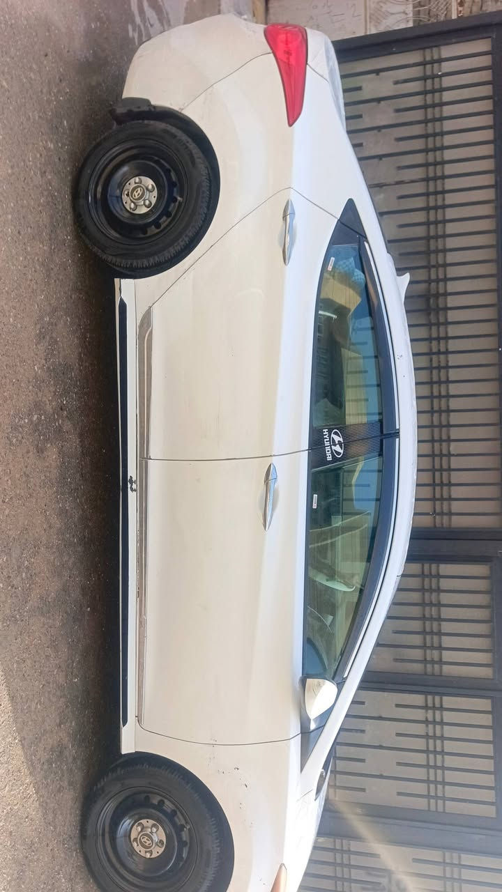 السلام عليكم الانترا2013واردامريكي مكينه2000 دوش شاشه تحكم ستيرن جهتين داخل بيجي حادثهه جاملغ وبنيدجاملغ خلفي ولبابين مرشوشات توحيدلون السياره ليبل واحدالسونارمرفق ويه صورلمكينه كيرتبريدمكفول
السعر95وبيهاامجال مكاني الشعب ***********
