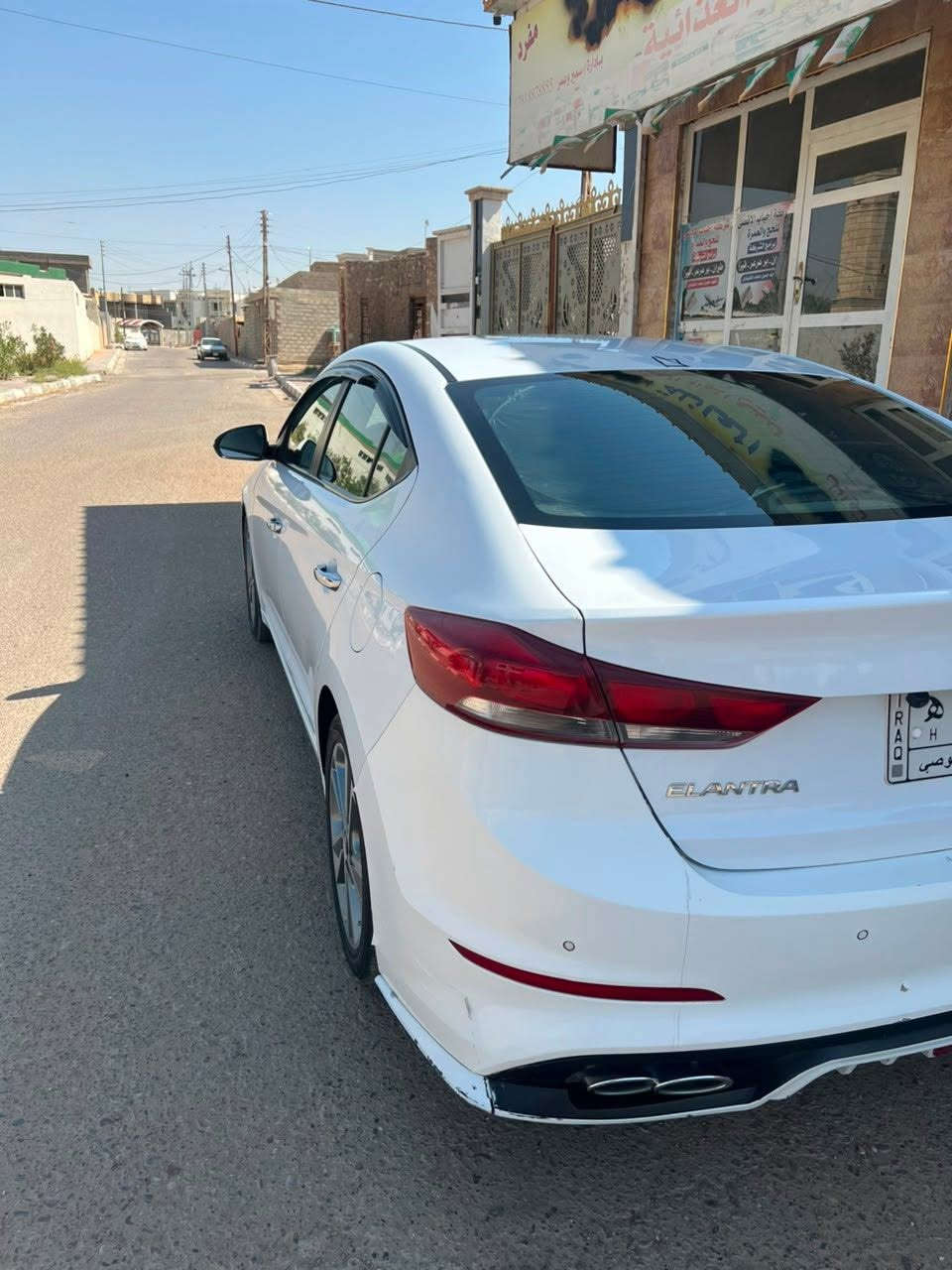 النترا خليجي موديل 2019
رقم بغداد تحويل مباشر 
فول مواصفات 
فتحه سقف 
تبريد قطعتين 
مري شفط 
محرك 2000دوش 
بصمه مو سويج 
ويل حجم 17بلادي
شاشه بلادي 
فووول تحكمات 
سياره بيها قطعتين صبغ اثر شخوط فقط 
الباقي كفاله عامه 
محرك كير كفاله
سياره جاهزه اي نقص مابيها 

 مكان السياره الانبار الخالديه  السعر 145وبيها مجال 
***********
