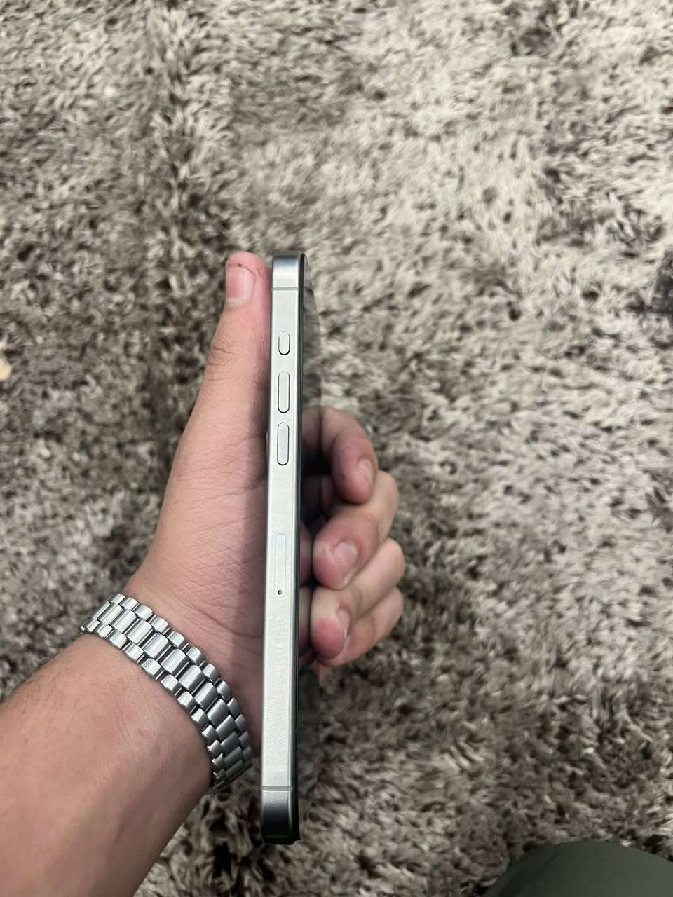 ايفون 15 برو ماكس بطاريه 87 تك نموذج M 256نضافه 100بل100 فقط مبدل شاشه وشاشه نوعيه كلش زينه فيس ايدي شغال جهاز عل ايدي بدللتو شاشه بسبب قلت انتبه 650 وبي مجال لل طيبين ***********
