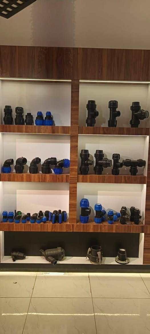 على بركة الله 

توفر لدينا كافة أنظمة ري والمرشات 
توفر لدينا كادر متخصص لعمل المرشات والحدائق 

العنوان 
بغداد/ ابو غريب الزيدان/مقابيل علوة الزيدان 

توجد لدينا توصيل لكافة محافظات العراق 

للتواصل معنا يرجى الاتصال :-
***********
***********
