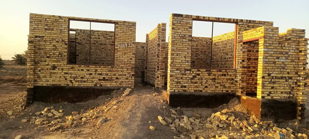 هيكل للبيع 200م داخل مجمع الأمير سكني سعر مناسب ***********
